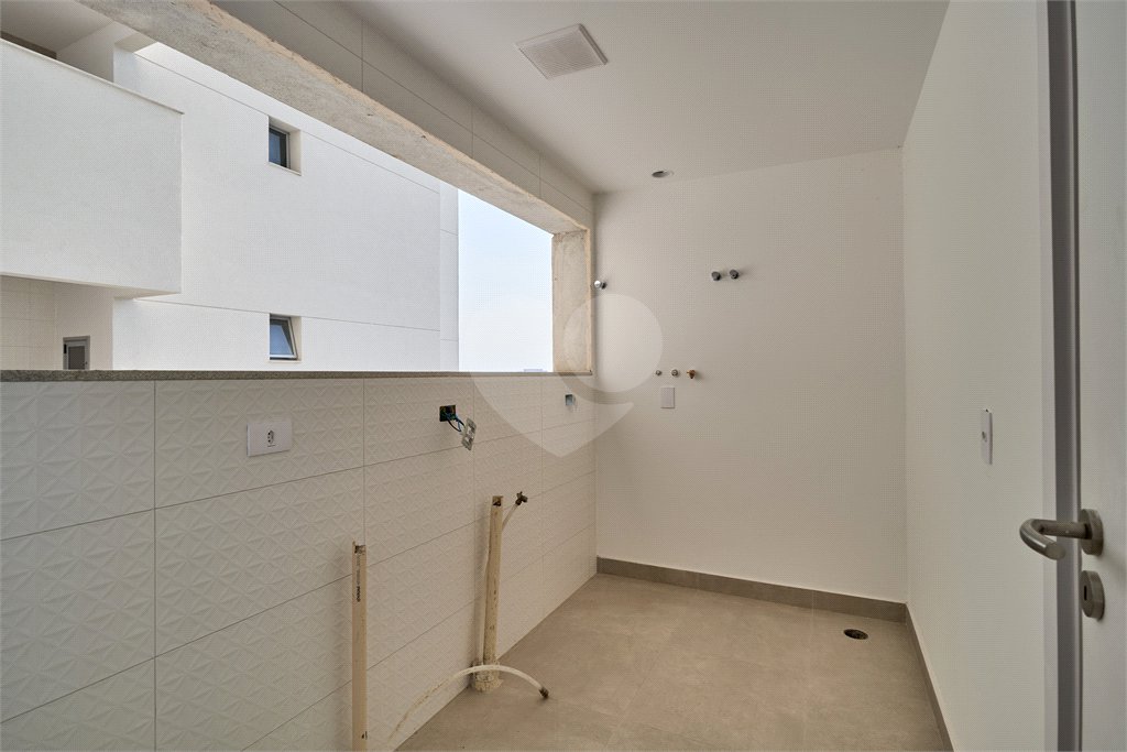 Apartamento à venda com 3 quartos, sendo 1 suíte, em Jardim Marajoara, São Paulo, SP