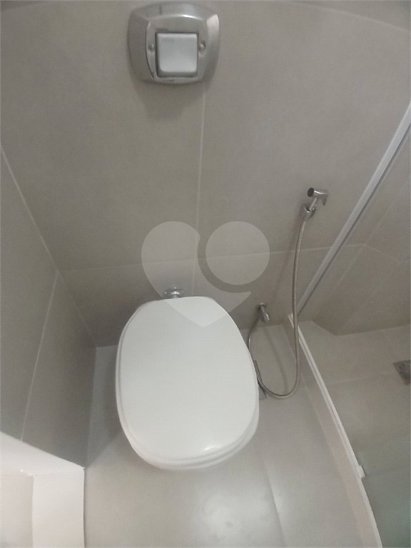 Apartamento à venda com 2 quartos, sendo 1 suíte, em Lagoa, Rio de Janeiro, RJ