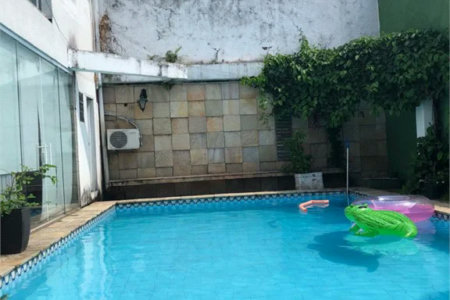Casa à venda com 8 quartos, sendo 4 suítes,  em Jardim Leonor, São Paulo, SP