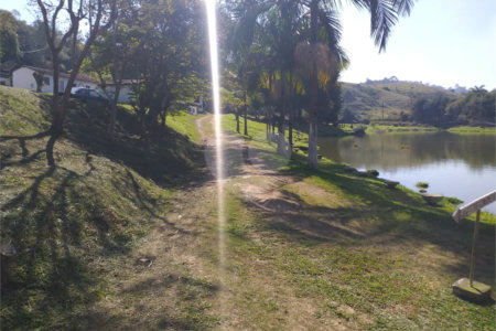 Sítio à venda com 4 quartos, sendo 1 suíte,  em Cruz das Almas, Biritiba-mirim, SP