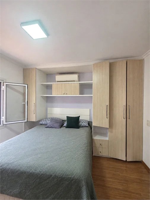 Casa à venda com 3 quartos, sendo 1 suíte, no condomínio Vilagio Viccino, São Paulo - SP