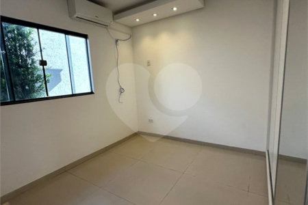 Casa à venda com 3 quartos, sendo 1 suíte,  em Jardim Estoril, Ponta Porã, MS