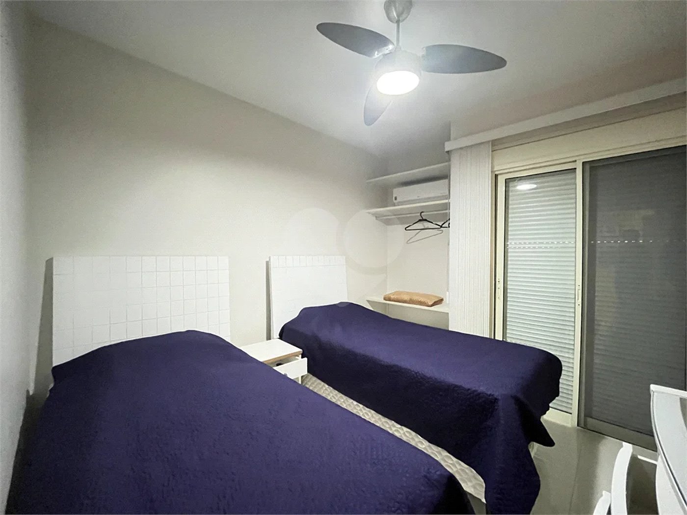 Apartamento à venda com 3 quartos, sendo 1 suíte, em Riviera de São Lourenço, Bertioga, SP
