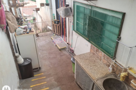 Casa à venda com 3 quartos em Santa Eudóxia, São Carlos, SP
