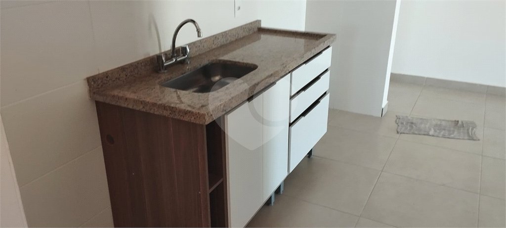 Apartamento à venda com 2 quartos, sendo 1 suíte, em Vila Macia, Itapetininga, SP