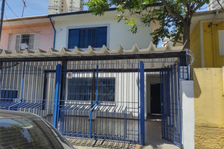 Casa à venda com 3 quartos, sendo 1 suíte, em Vila Cordeiro, São Paulo, SP