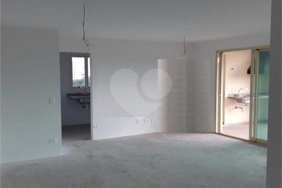 Apartamento à venda com 3 quartos, sendo 1 suíte, em Santana, São Paulo, SP