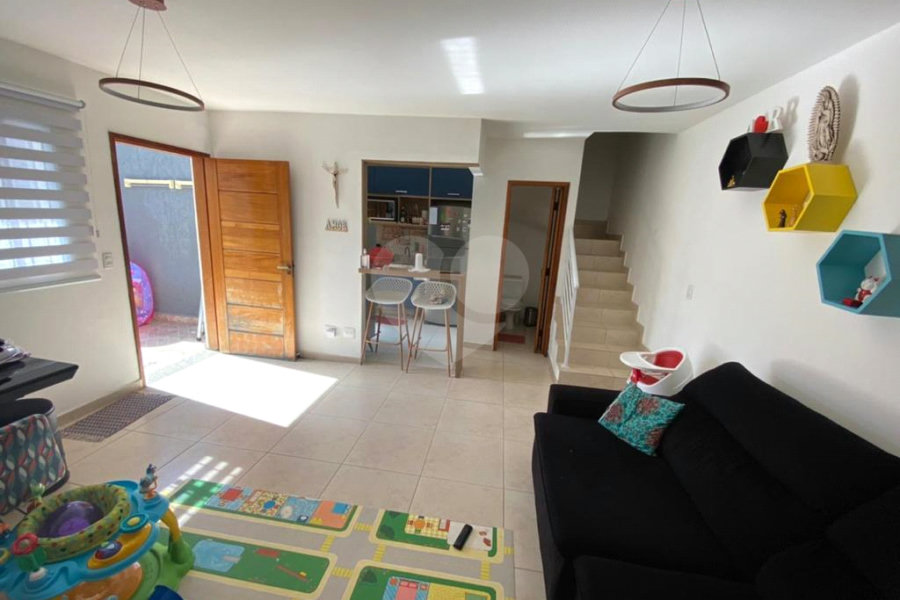 Sobrado à venda com 2 quartos em Tremembé, São Paulo, SP