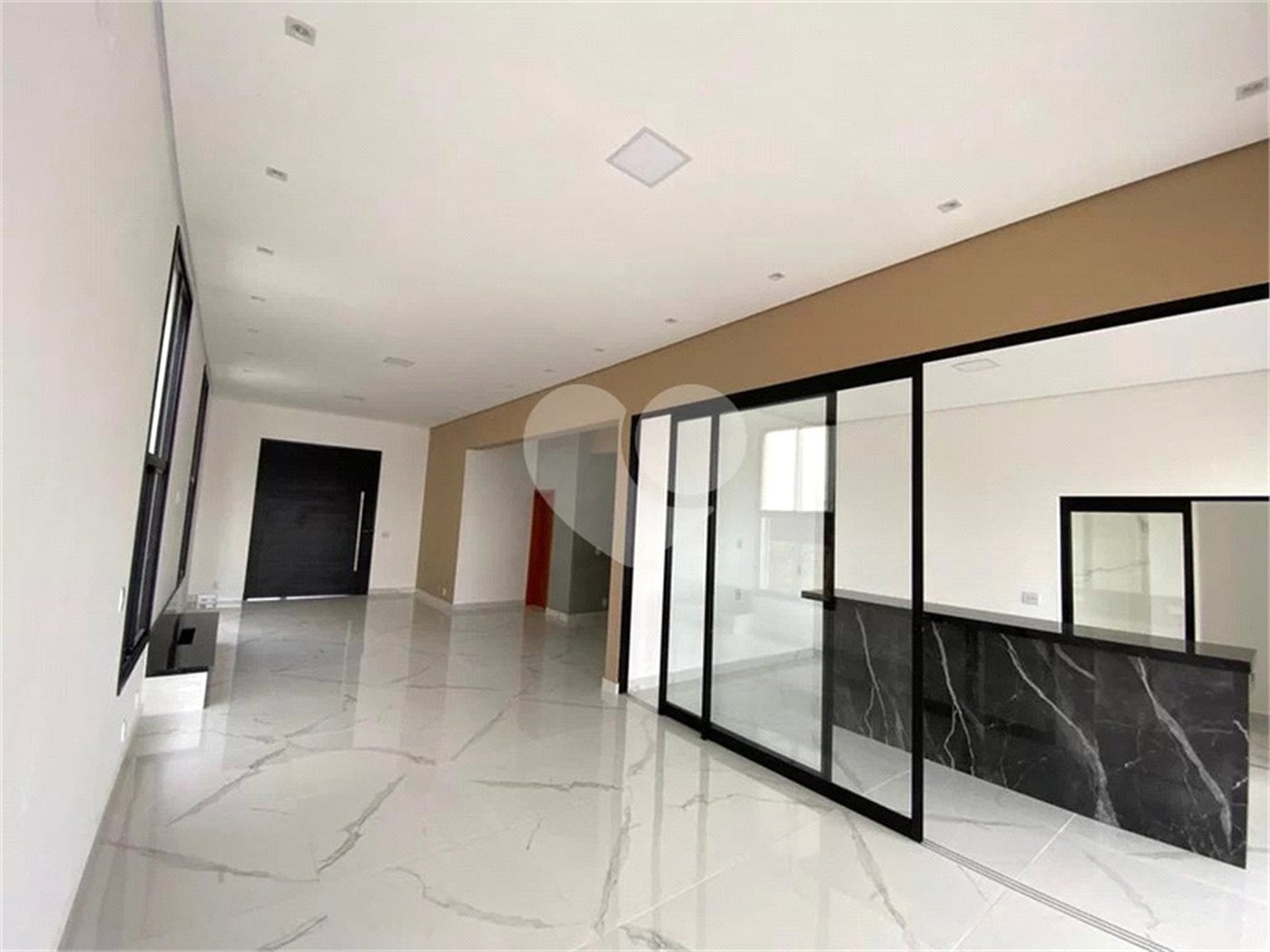 Casa à venda com 3 quartos, sendo 2 suítes, no condomínio Chacara Ondina, Sorocaba - SP