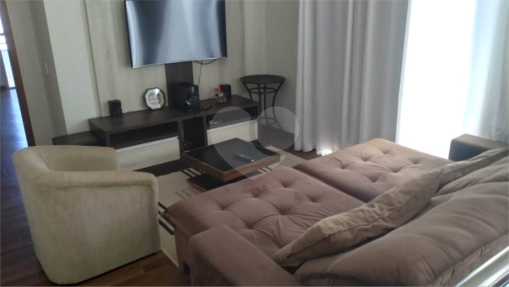 Casa à venda com 3 suítes no condomínio Damha III, São Carlos - SP