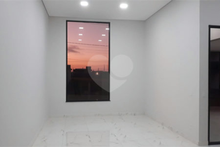 Terreno à venda com 3 quartos, sendo 1 suíte,  no condomínio Residencial Golden Ville, Itapetininga - SP