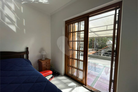 Sobrado à venda com 3 quartos, sendo 2 suítes, em Alto da Boa Vista, São Paulo, SP