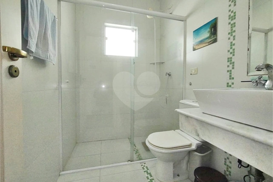 Casa à venda com 3 suítes em Parada Inglesa, São Paulo, SP