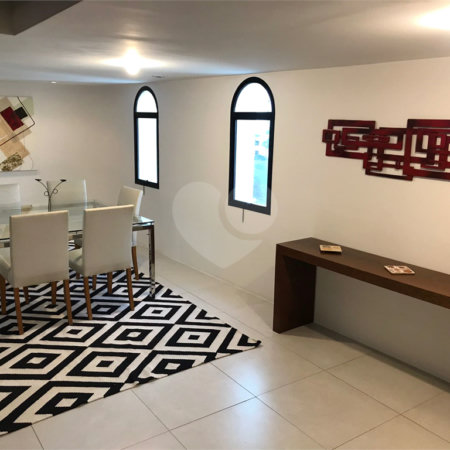 Apartamento à venda com 4 quartos, sendo 2 suítes,  em Vila Andrade, São Paulo, SP