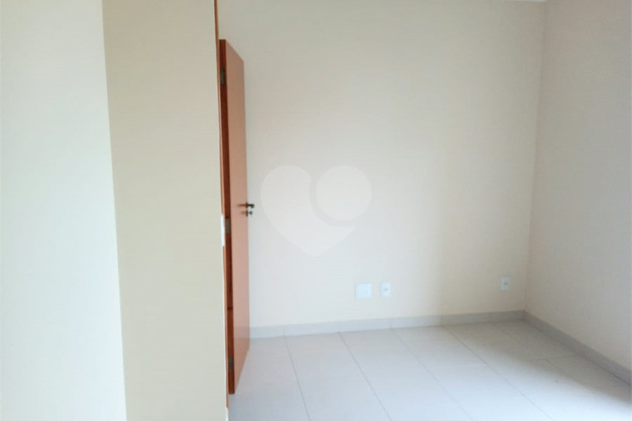 Casa à venda com 3 quartos, sendo 1 suíte, no condomínio Residencial Vila Primavera (zona Norte), São Paulo - SP