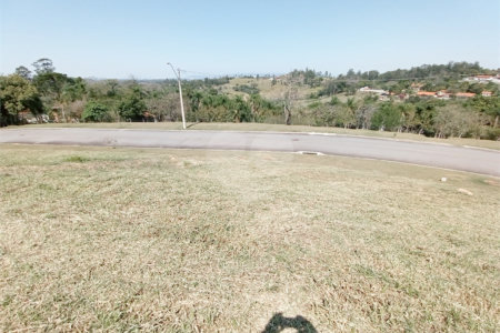 Terreno à venda no condomínio Campo de Toscana, Vinhedo - SP