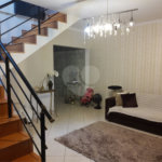 Sobrado à venda com 2 quartos, sendo 1 suíte, em Tremembé, São Paulo, SP