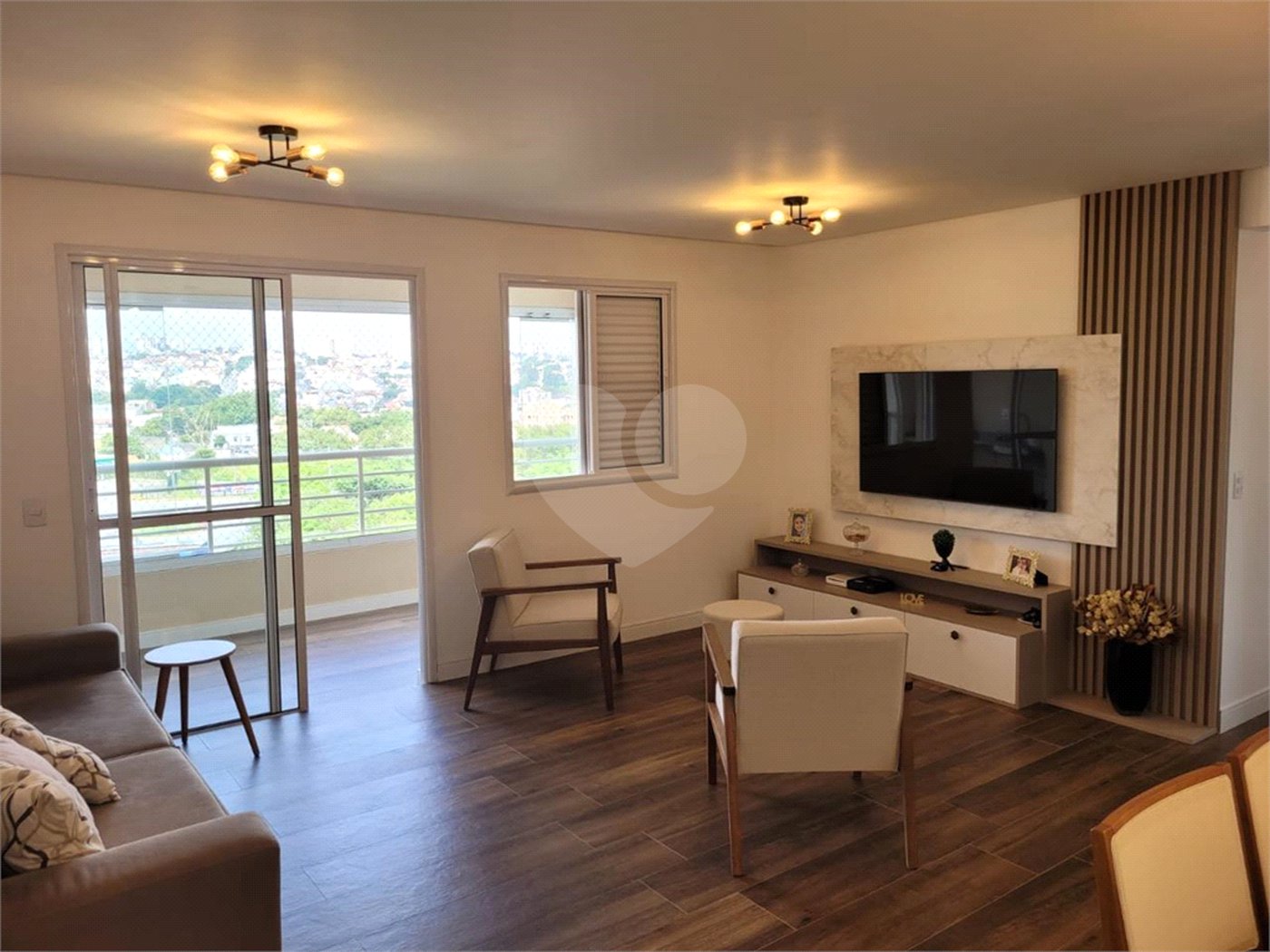 Apartamento à venda com 2 quartos, sendo 1 suíte,  no Centro, São Bernardo do Campo, SP