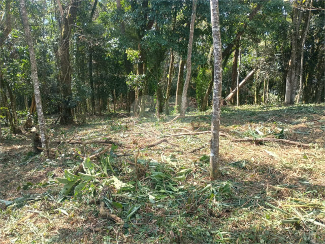 Terreno à venda no condomínio Jardim da Montanha I, Mairiporã - SP