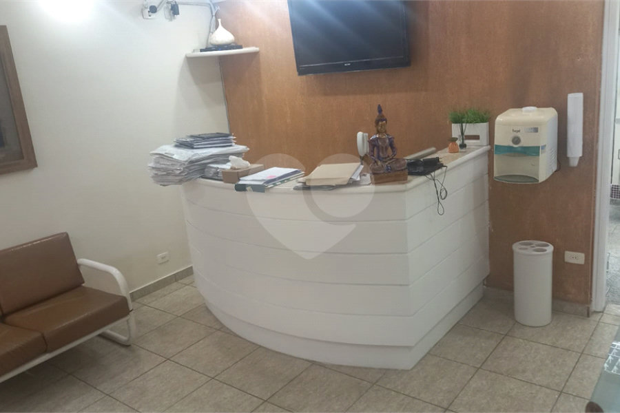 Casa para alugar com 3 quartos no condomínio Diva da Silva, São Paulo - SP