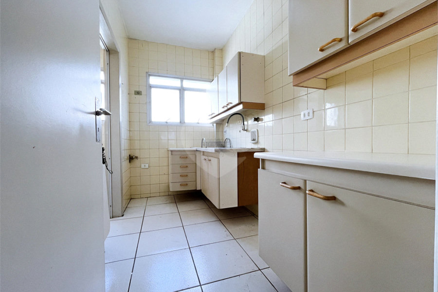 Apartamento à venda com 2 quartos, sendo 1 suíte,  em Consolação, São Paulo, SP