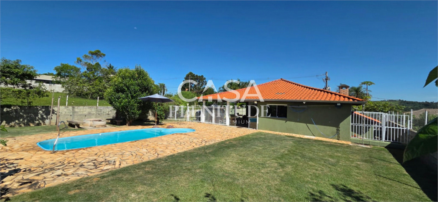 Casa em condomínio à venda ou para alugar com 3 quartos, sendo 1 suíte, em Village da Serra, Araçoiaba da Serra, SP