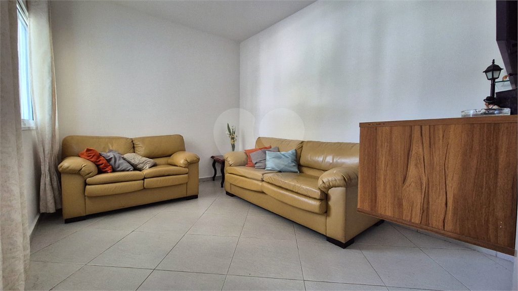 Casa à venda com 5 quartos, sendo 4 suítes, no condomínio Terras de Lucas, Sorocaba - SP