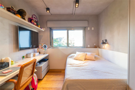 Apartamento à venda com 4 suítes em Campo Belo, São Paulo, SP