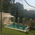 Casa à venda com 5 quartos, sendo 4 suítes, no condomínio Jardim Vitória Régia, São Paulo - SP