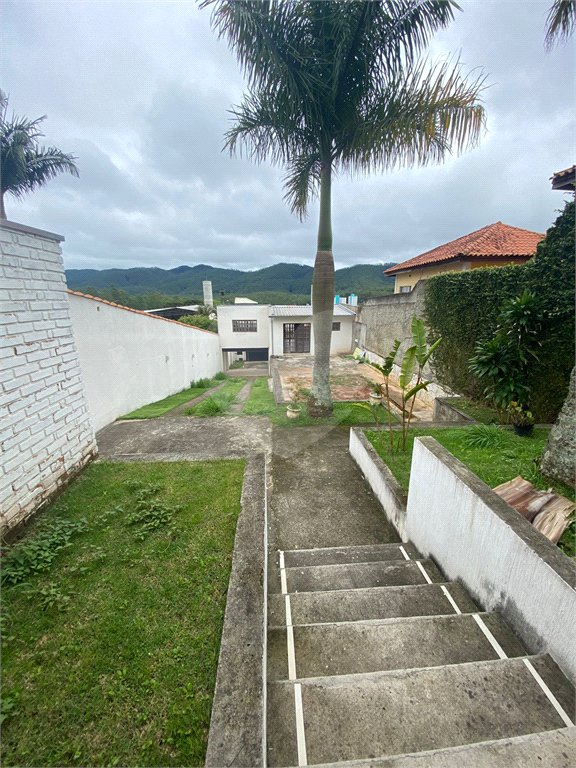 Casa à venda com 4 suítes em Vila Suissa, Mogi das Cruzes, SP