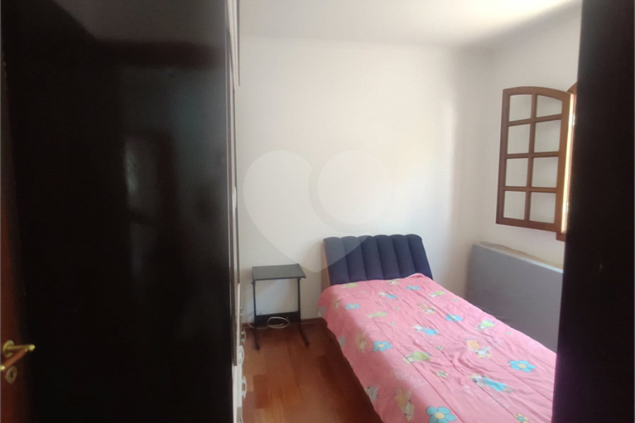Sobrado à venda com 3 quartos, sendo 1 suíte, em Horto Florestal, São Paulo, SP