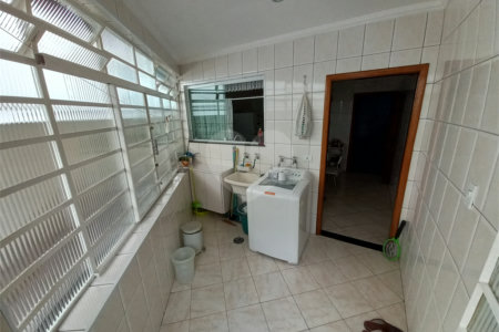 Sobrado à venda com 3 quartos, sendo 1 suíte, em Jardim Umarizal, São Paulo, SP