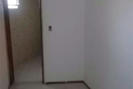 Sobrado à venda com 3 quartos, sendo 1 suíte,  em Jardim Monte Kemel, São Paulo, SP