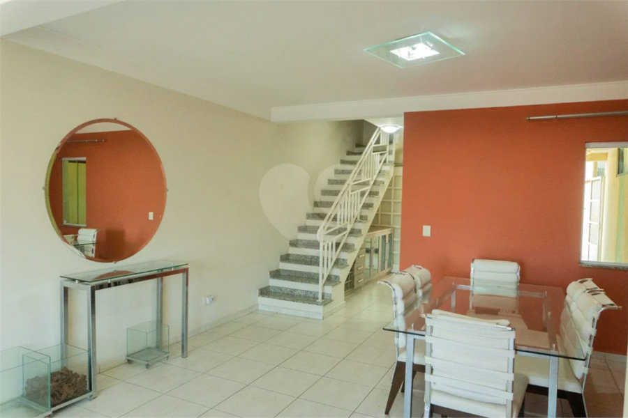 Sobrado à venda com 3 quartos, sendo 2 suítes, em Butantã, São Paulo, SP