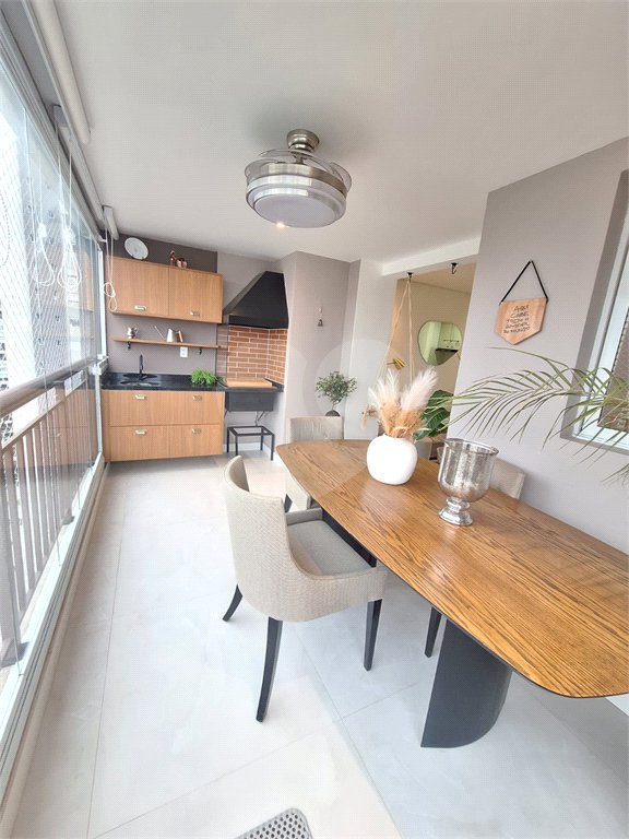 Apartamento à venda com 3 quartos, sendo 1 suíte,  em Vila Andrade, São Paulo, SP