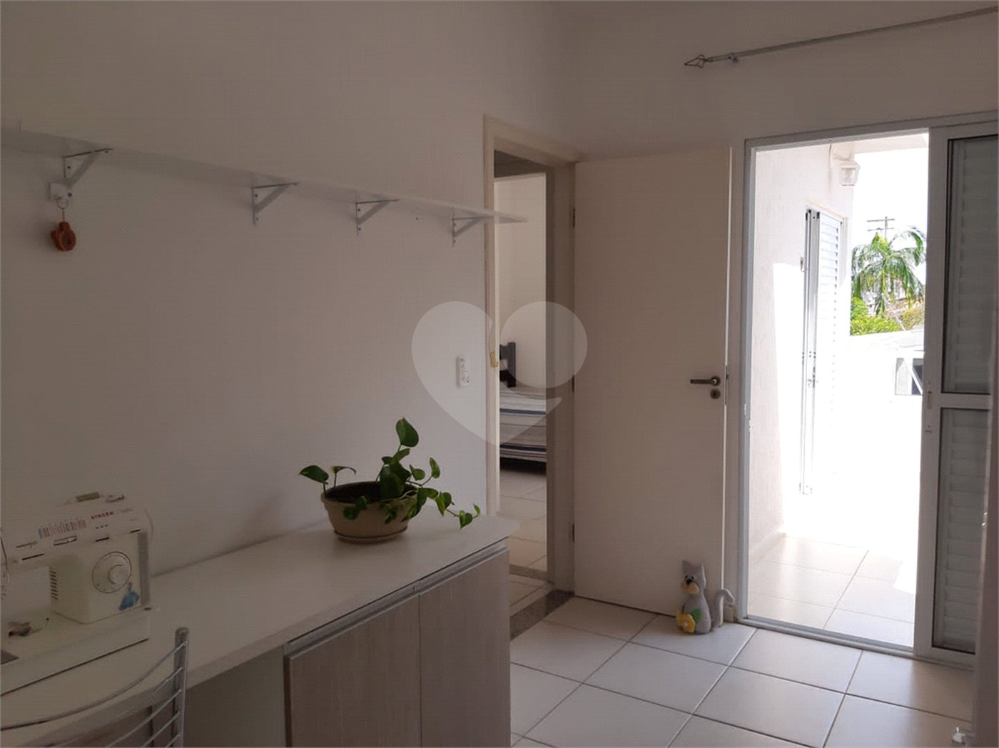 Sobrado à venda com 3 quartos, sendo 1 suíte, em Vila Suissa, Mogi das Cruzes, SP