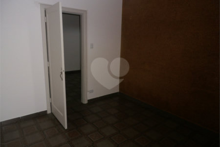 Casa à venda com 7 quartos, sendo 1 suíte, em Perdizes, São Paulo, SP