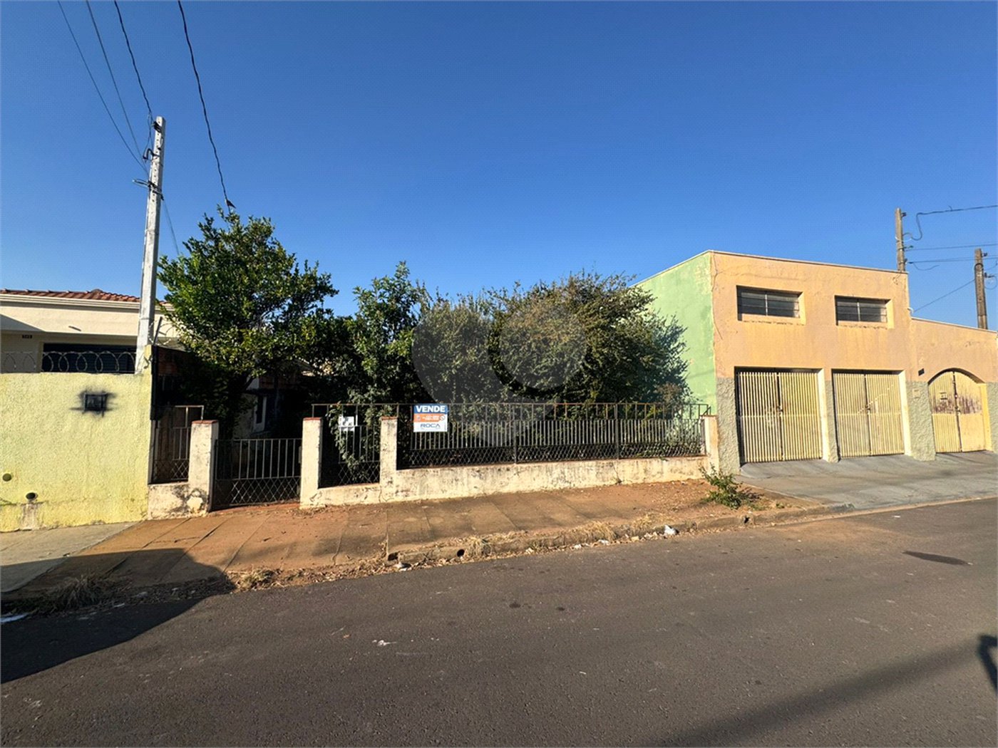 Terreno á venda na Vila Prado com 250m2, em São Carlos.