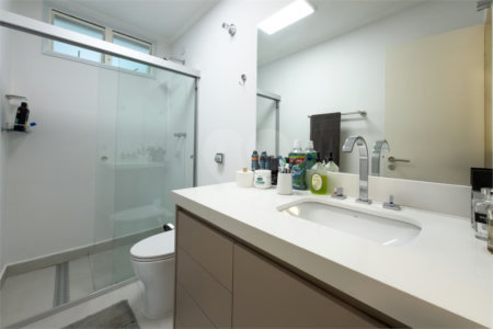 Apartamento com 205 metros no Campo Belo