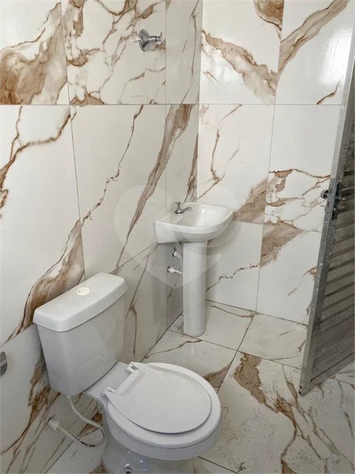 Galpão Comercial Novo para Locação – 350 m²