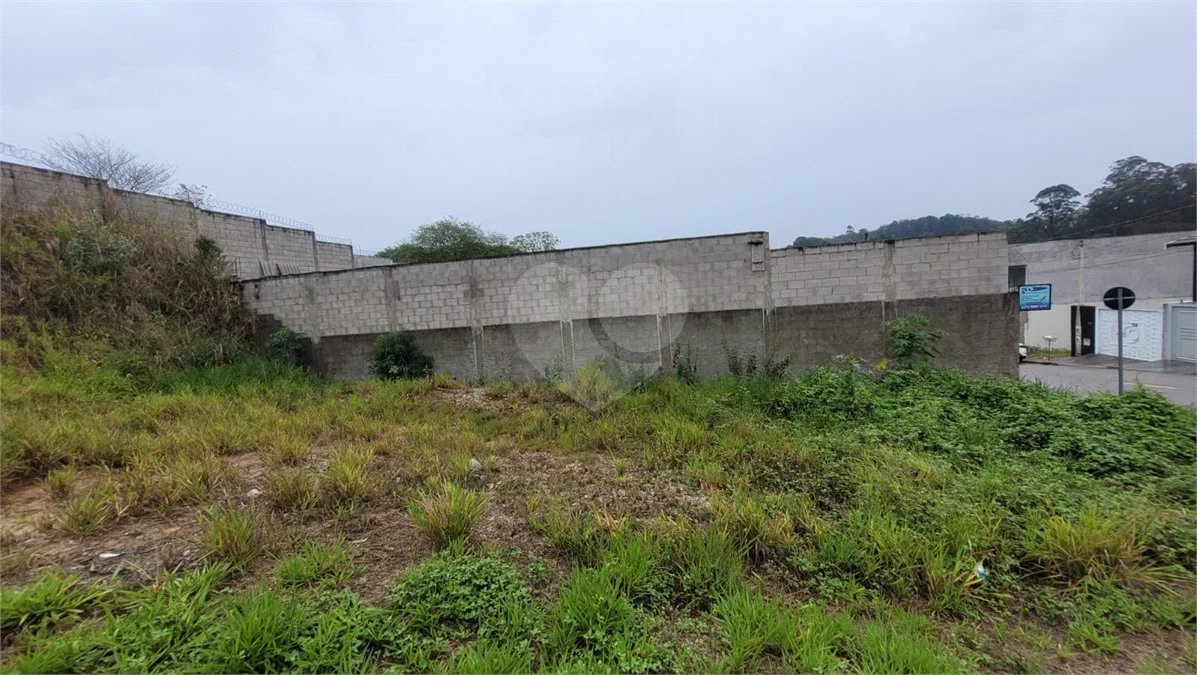 Terreno / Lote a Venda no Residencial Parque dos Pinheiros em Vinhedo/SP