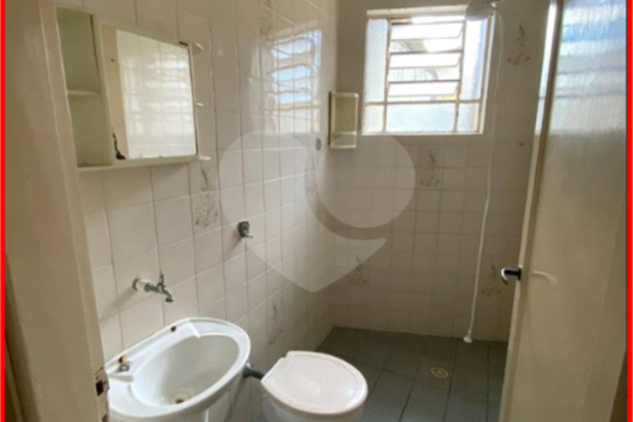 Sobrado à venda com 3 quartos em Tremembé, São Paulo, SP