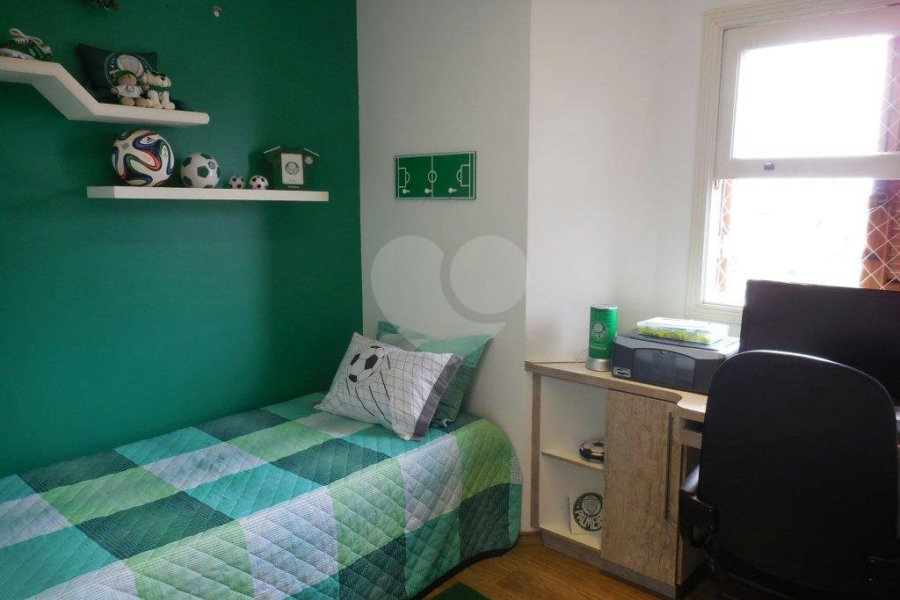 Casa à venda com 3 quartos, sendo 1 suíte, no condomínio Residencial Morada do Horto, São Paulo - SP
