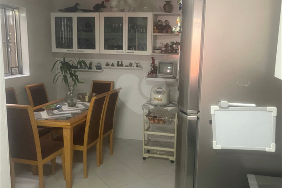 Sobrado à venda com 3 quartos em Butantã, São Paulo, SP
