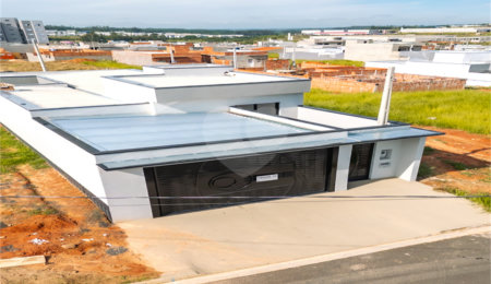 Casa Térrea à venda com 3 quartos, sendo 1 suíte,  em Jardim Bom Sucesso, Indaiatuba, SP