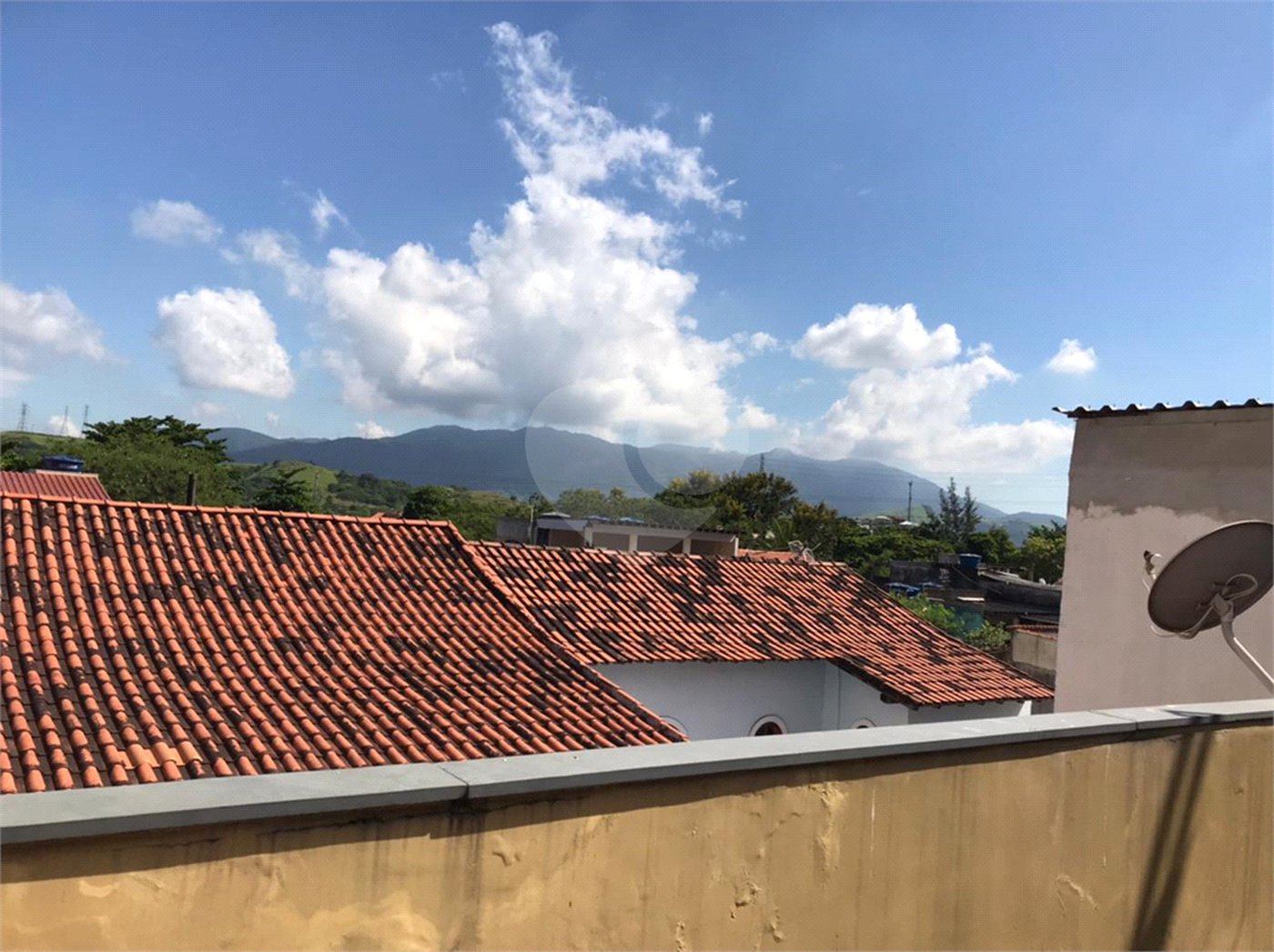 Casa à venda com 3 quartos, sendo 1 suíte,  em Campo Grande, Rio de Janeiro, RJ