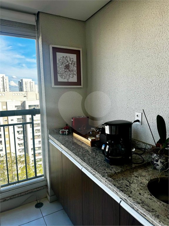 Apartamento à venda com 3 quartos, sendo 1 suíte, em Parque Reboucas, São Paulo, SP