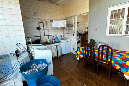 Casa à venda com 3 quartos, sendo 1 suíte,  em Vila Nova, Três Lagoas, MS