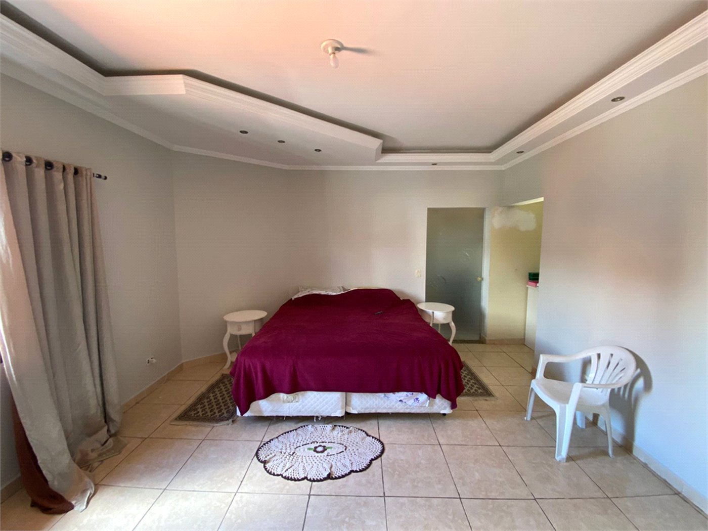 Sobrado à venda com 5 suítes em Jardim dos Ipês, Suzano, SP