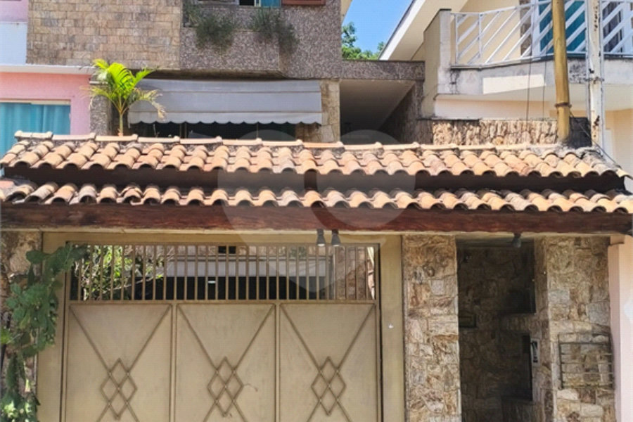 Sobrado à venda com 3 quartos, sendo 1 suíte, em Tremembé, São Paulo, SP